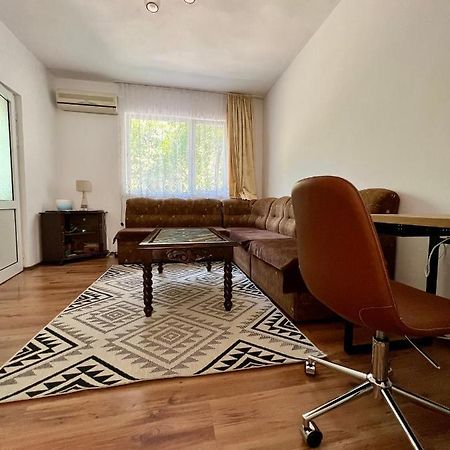 Kŭrdzhali Compact City Center Apartment מראה חיצוני תמונה